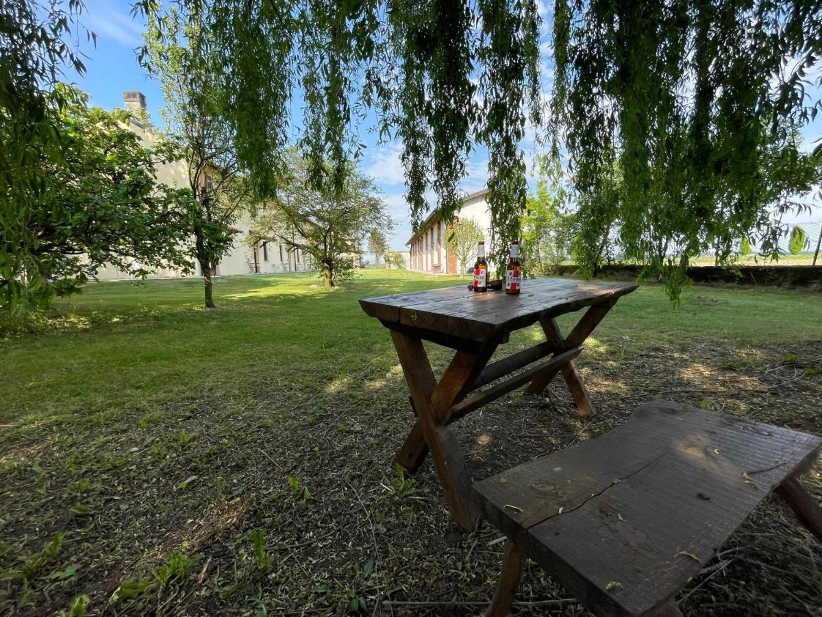 Agriturismo Cascina Mora Pavia Kültér fotó