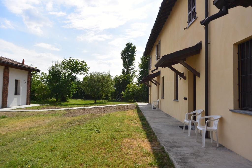 Agriturismo Cascina Mora Pavia Kültér fotó